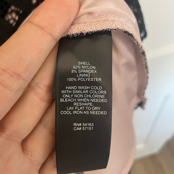 Jessica Howard Petite Lace Dress | Size 8P | Elegant Black & Blush - Picture 4 of 8